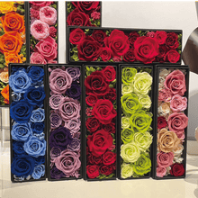 Load image into Gallery viewer, 12 Roses in short box: #10895