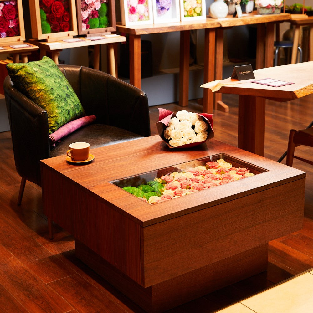 Flower Table | 最高級プリザーブドフラワー・家具のギフト通販