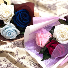 Load image into Gallery viewer, 3 roses bouquet #13290-3
