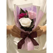 Load image into Gallery viewer, 3 roses bouquet #13290-3
