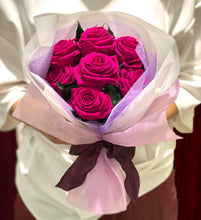 Load image into Gallery viewer, 7 roses bouquet #13290-7
