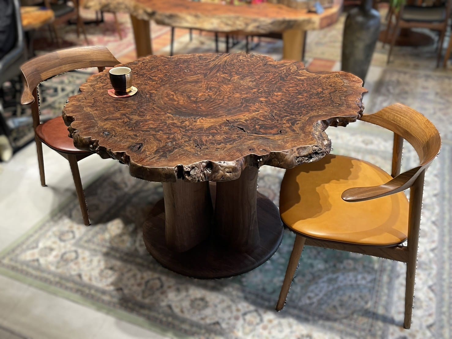 FURNITURE | 最高級プリザーブドフラワー・家具のギフト通販